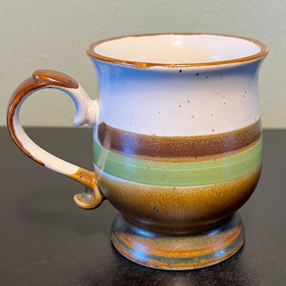 Otagiri Stoneware Pedestal Mug Coffee Cup Off-White Green Striped Brown Speckles